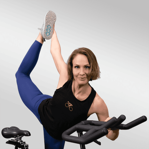 Geraldine is a coach of Indoor Cycling, Pilates and Flow Mobility
