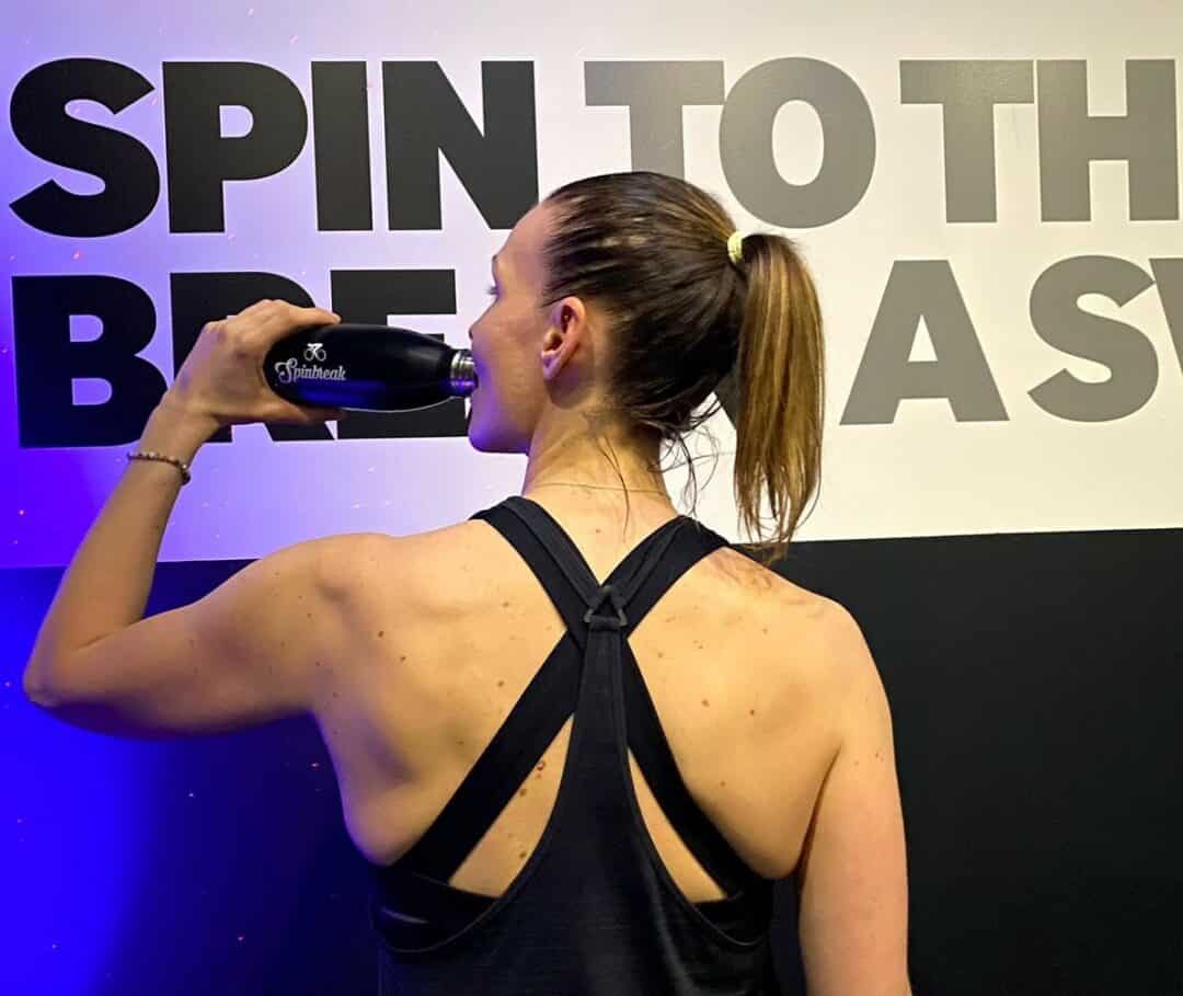 Quelle est la réelle place de l’hydratation lors d’une séance de spin ?